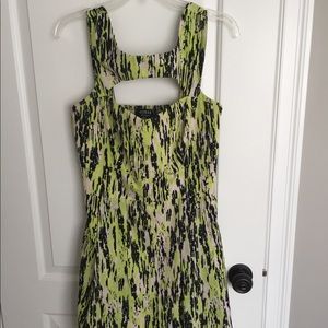 Guess sz12